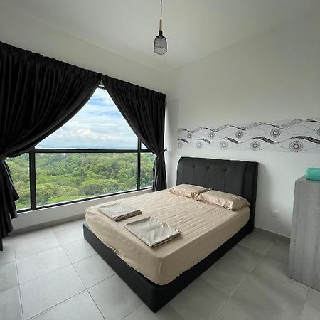 Sandakan Homestay Sea-Forest View Apartment 2R2B 海森雙景公寓 Eksteriør bilde
